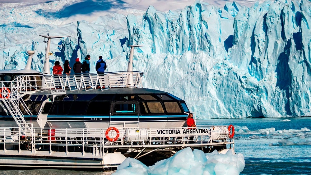 Tours at Perito Moreno Glacier