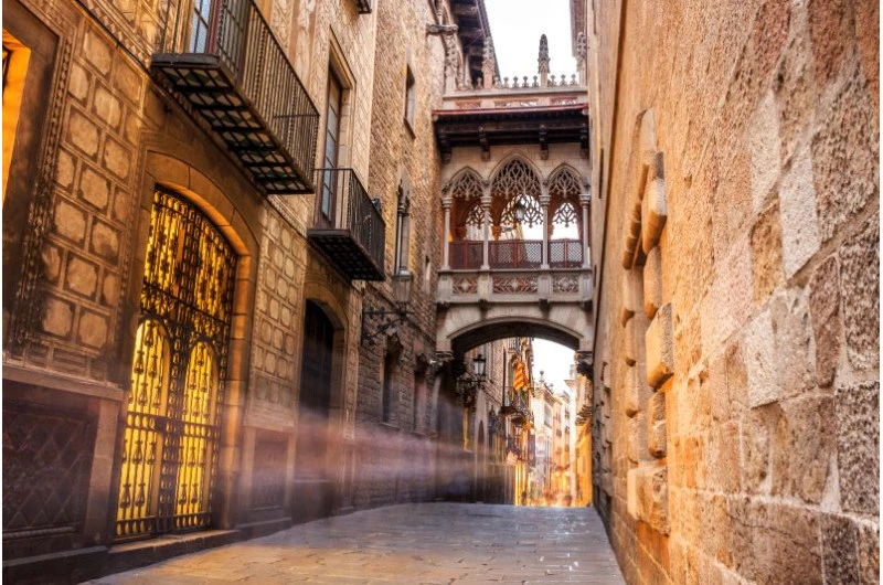 Stroll Through the Gothic Quarter