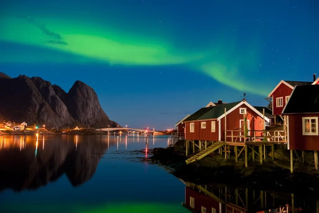 Aurora Viewing & Northern Lights