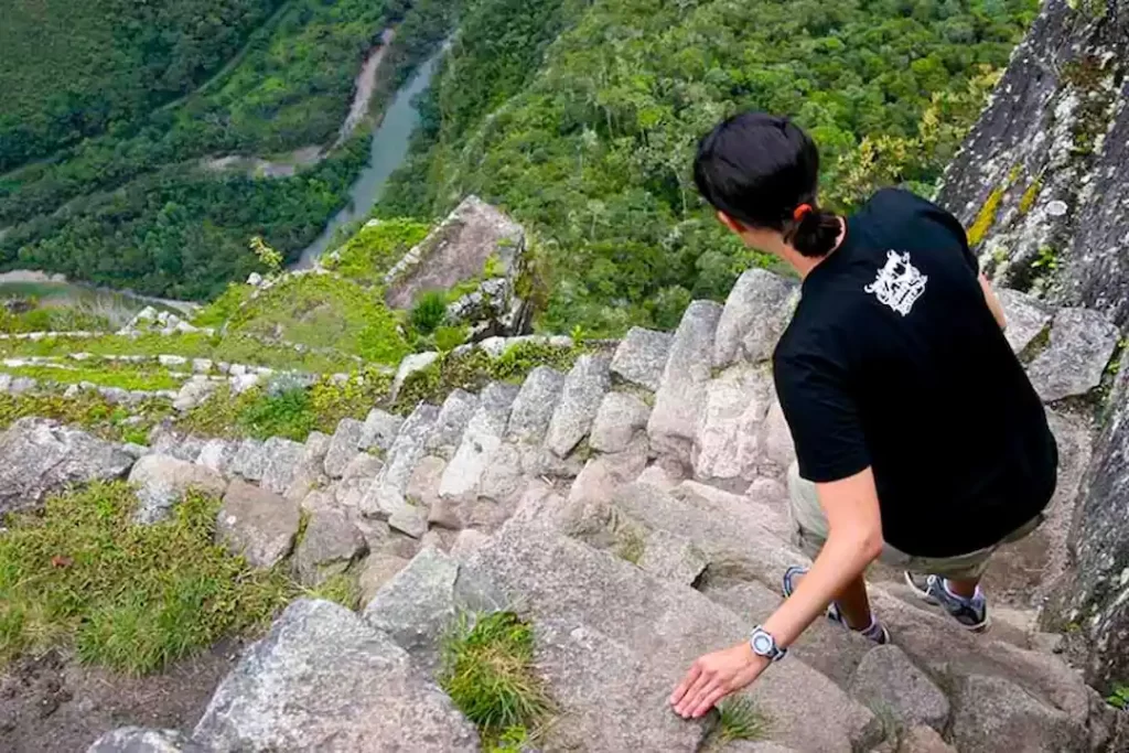 Hiking Huayna Picchu Safely