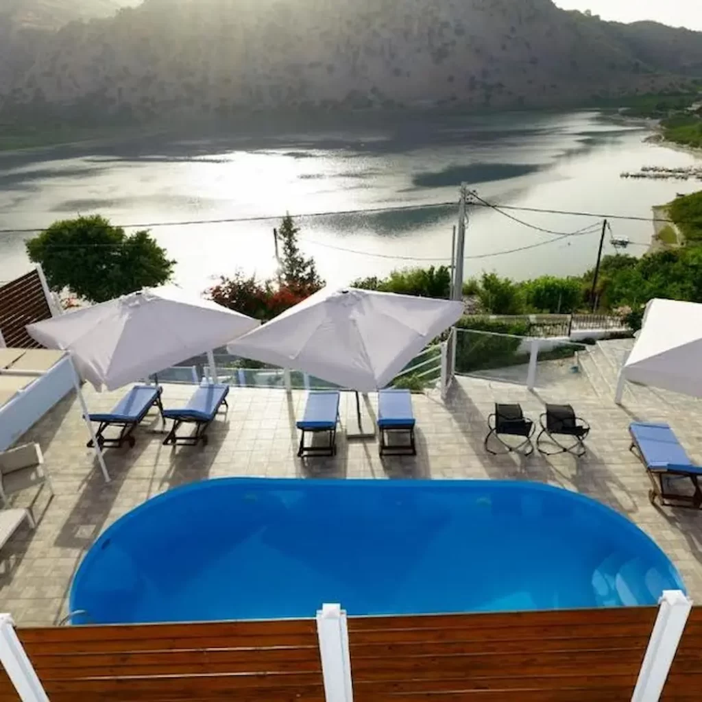 Lake Kournas panorama suite